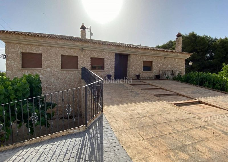 Foto 425cdb28-377f-4ee7-81c7-efc69fd2122e. Casa a n/a a Las Virtudes Villena