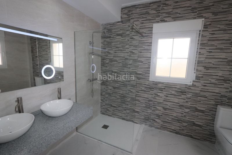 Foto e5204cb6-d564-4757-89bb-211864dfad7c. Casa a n/a a Pinoso