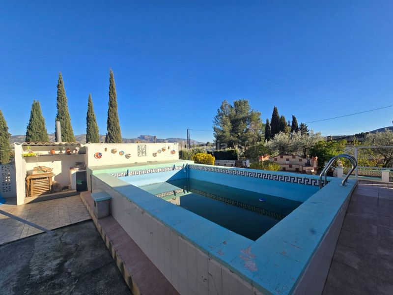 Foto 96eb8f49-b615-4953-9f61-ea78a8f8d6d6. Casa a n/a a Sax