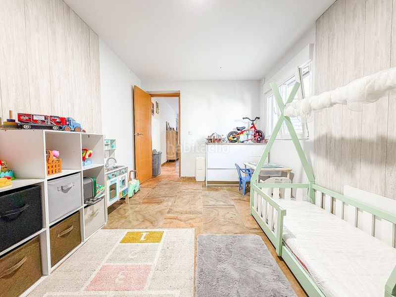 Foto 9a90fb00-6090-492b-b130-2ce001b1abd1. Casa in n/a in Plaza de Toros-Avenida Chapí-Trinquete Elda