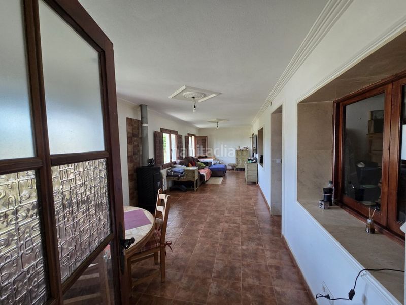 Foto 2b6391a4-b1ae-41b1-be61-b33b6220e5ff. Casa villa in en Sax