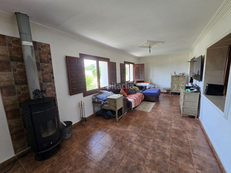 Foto b2821825-558c-4fc0-8fe9-1a95450fc0e0. Casa villa in en Sax