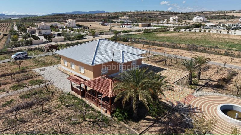 Foto 8f06d9f9-2d75-48ae-a776-c04a0d767e45. Casa a Pinoso