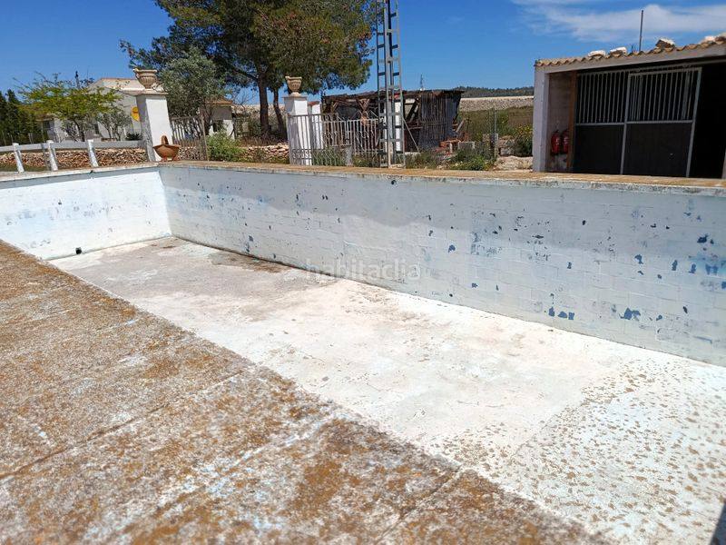 Foto bcd15650-1018-4d48-9e14-e20474de9180. Maison dans Monòver