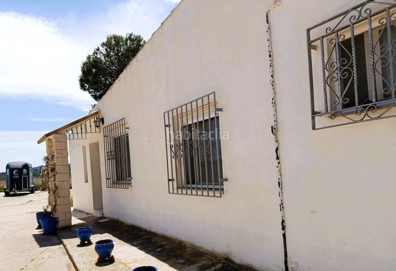 Foto c484e7c5-f017-4c5f-a6b0-5174f8388b57. Maison dans Monòver