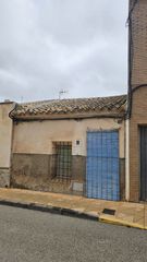 Pis a N/a. Traditional townhouse project in pinoso  ideal for renovation