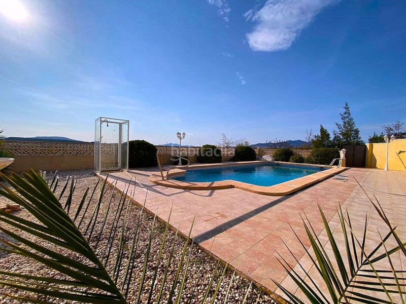 Foto e064be70-e99d-4da6-8981-e4b0907384ec. Casa a n/a a Pinoso