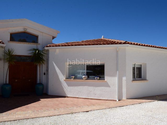 Foto 9360f07f-0606-4230-aa4e-125d84dd67d9. Casa a n/a a Plaza de Toros-Avenida Chapí-Trinquete Elda