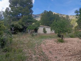 House  N/a. Unique tinyhome project on a massive 28,703 m nature plot  salin