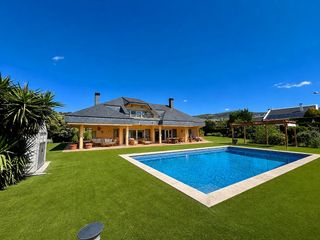 Maison  N/a. Exceptional architectdesigned luxury villa in ibi