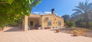 House in N/a. Spacious 4bedroom villa with private pool and 5,311m plot near h