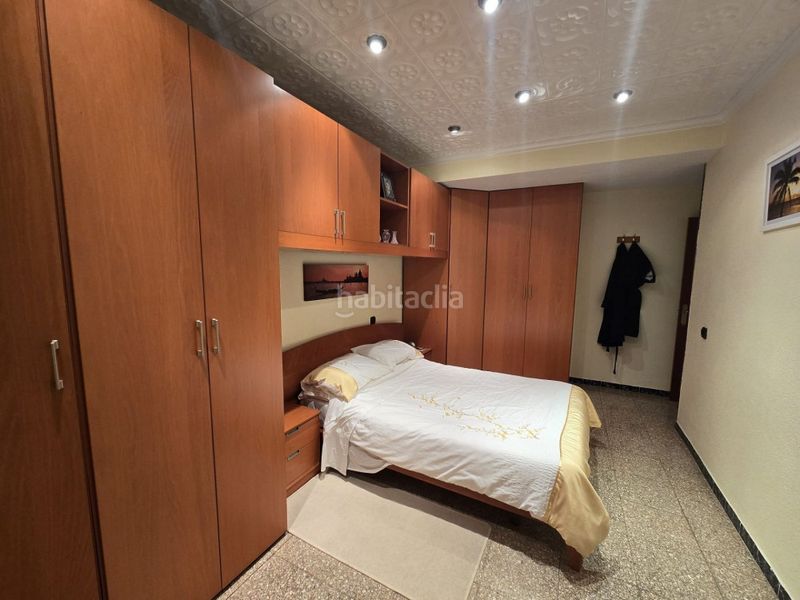 Foto 987657cb-75ab-497d-90f0-6405bf0e0100. Apartament a n/a a Sax