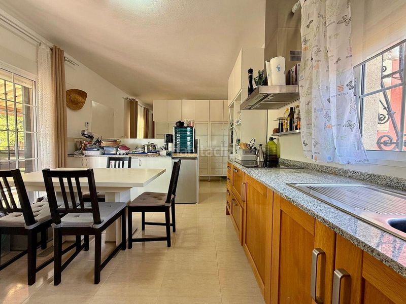 Foto e9d9a3bd-8ace-40e7-9909-cc6185e2ce28. Casa a Pinoso