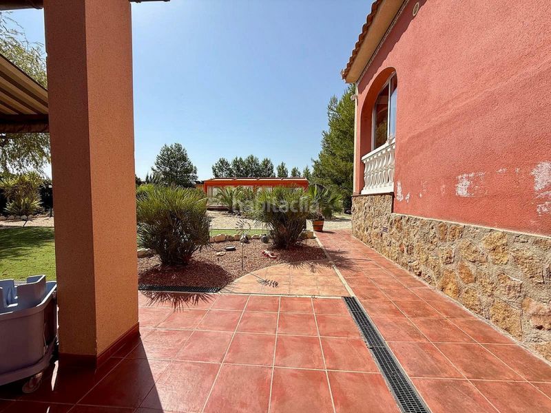 Foto ec7cabb7-2194-4972-a713-75f25216387c. Casa a Pinoso