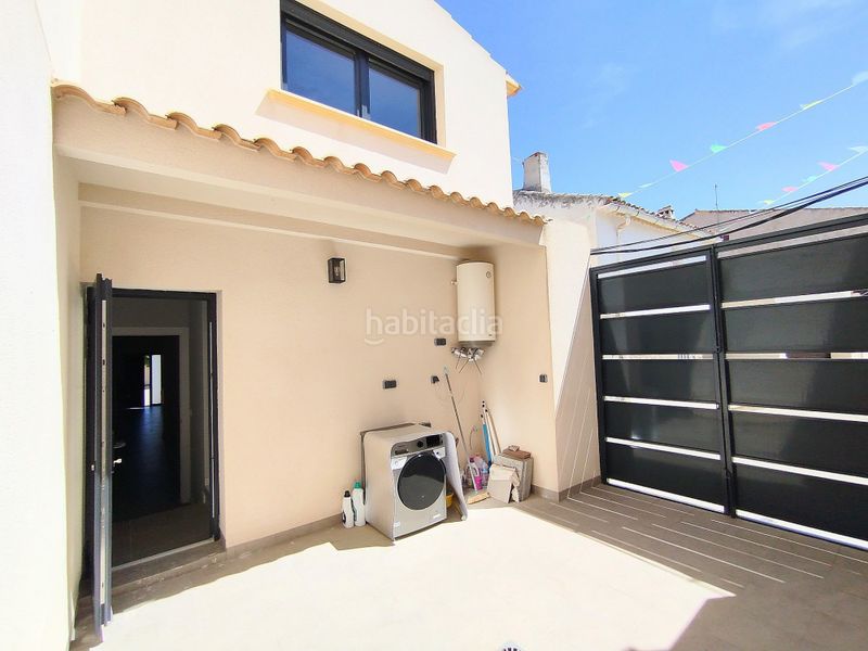 Foto ceb288cc-24de-47e2-bda2-057c8ff638b7. Casa a Pinoso