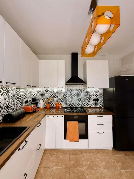Foto a3be3533-c8ab-4011-90ea-9875a5657cad. Casa a n/a a Pinoso