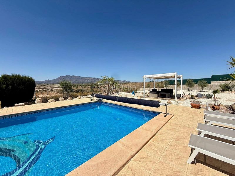 Foto 692494f8-bcce-4c85-8a20-e730ff1780d5. Casa a n/a a Jumilla