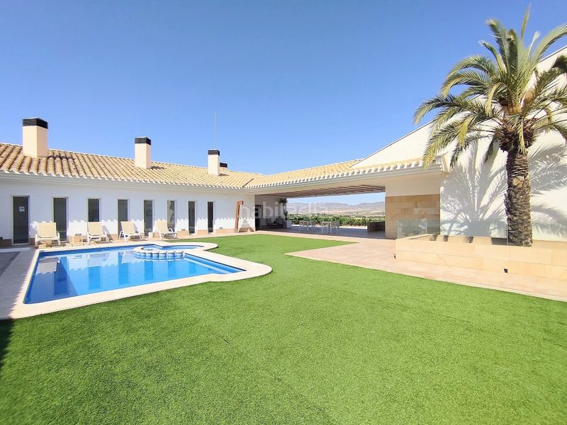 Foto 69bd3e04-264f-4a26-ac81-9966dd56ed48. Casa a Yecla