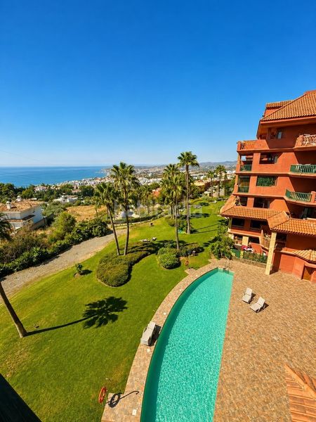Foto 41fbb71d-ab4d-450e-81cd-d12f28d58cfc. Apartament amb aparcament piscina a Los Nadales - Tio Charles Benalmádena
