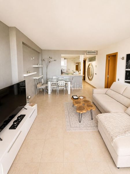 Foto b84111a3-18ce-485f-a379-9921a8426442. Apartament amb aparcament piscina a Los Nadales - Tio Charles Benalmádena