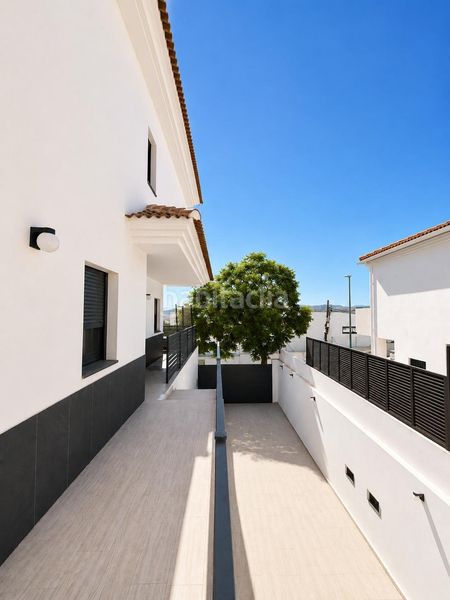 Foto 02f77379-b928-4c08-9589-ffa1fbab7bb8. Xalet amb calefacció aparcament piscina a Fuente Alegre - El Chaparral - Los Morales Málaga