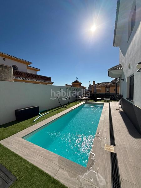 Foto 7f4857b2-ad2f-48c7-87bf-bf8e001a9ca8. Xalet amb calefacció aparcament piscina a Fuente Alegre - El Chaparral - Los Morales Málaga