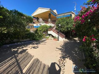Maison à Los Narejos_Punta Calera. Casa con amplio jardín en los narejos