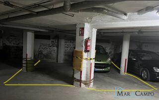 Parking voiture  Calle oslo. Garaje en los narejos