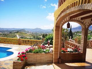 Chalet  Camino de valtocado 23. Oportunidad unica en mijas