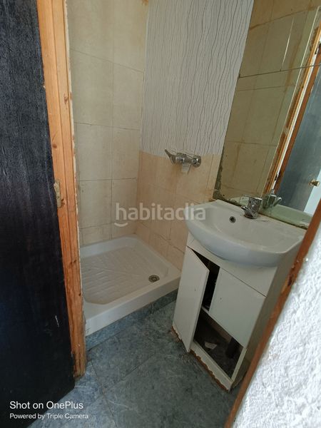 Foto 4992ad71-9197-4b51-b9b4-f3c3797515a7. Casa adossada a Entrevías Madrid