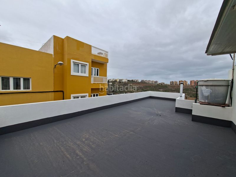 Foto d82f9181-452d-4168-a36b-b8407d7f52ee. Casa amb aparcament a Carretera del Centro Palmas de Gran Canaria (Las)