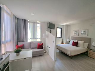 Studiowohnung  Calle castrillo. En pleno coraz�n de las palmas, en la cotizada zona de arenales.