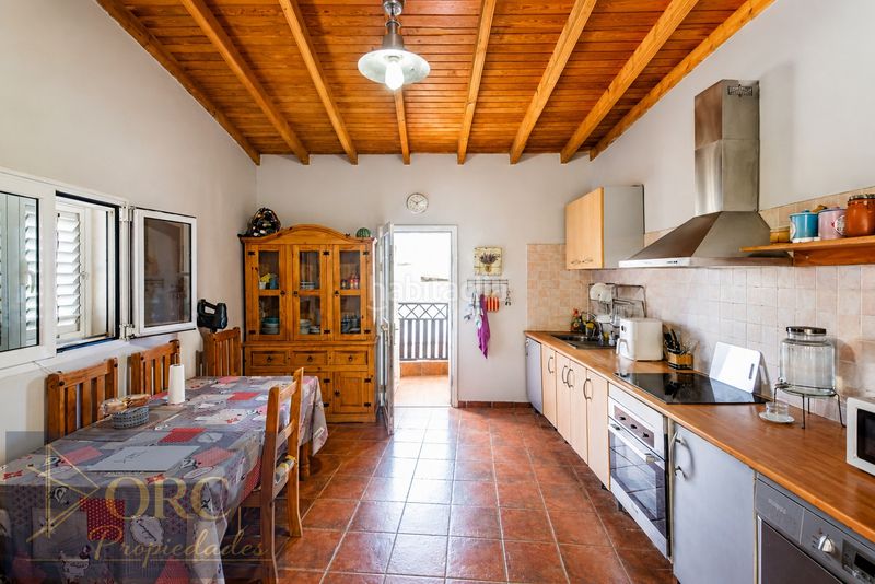 Foto 2d5282eb-644e-4412-8779-758c6cef8ed4. Casa amb aparcament a Jinamar Telde