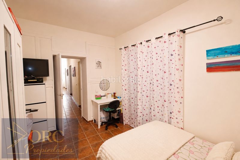 Foto 5b5fe734-f6ce-4825-865f-fae569f90546. Casa amb aparcament a Jinamar Telde