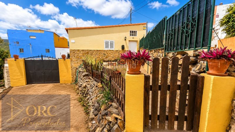 Foto 5f01f681-319f-48ea-960d-2f594f91cb3f. Casa amb aparcament a Jinamar Telde