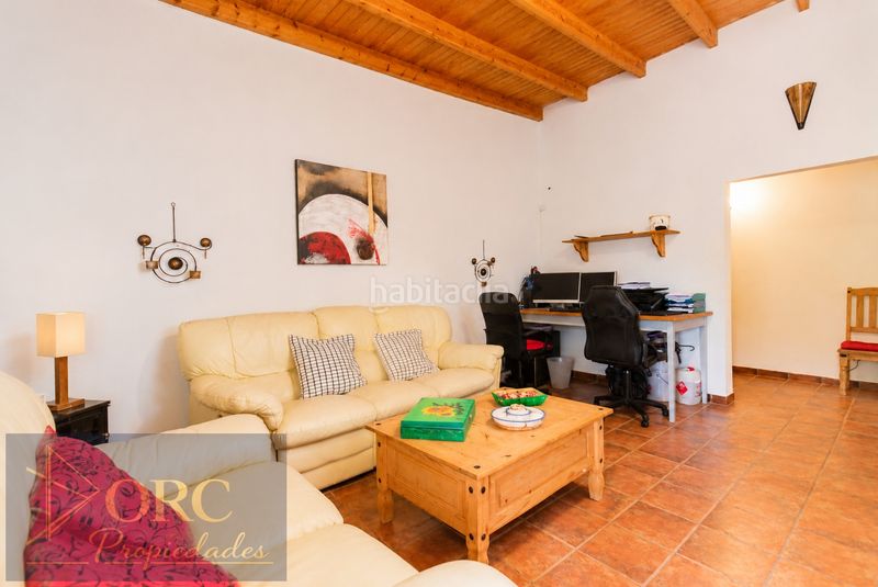 Foto bf102bf4-5f30-46d6-be16-25087baafdc6. Casa amb aparcament a Jinamar Telde