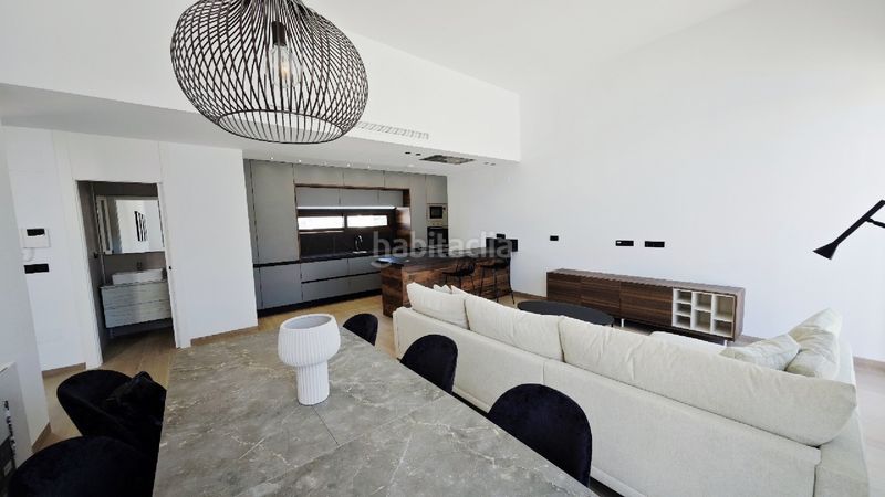 Foto 09545563-a8d4-4cea-a464-ca492fdb913b. Chalet  independiente balcon en balcón de Finestrat-terra marina Finestrat