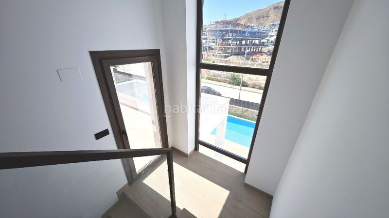 Foto 327f82f7-01ea-4667-9272-7d9736c4734e. Chalet  independiente balcon en balcón de Finestrat-terra marina Finestrat