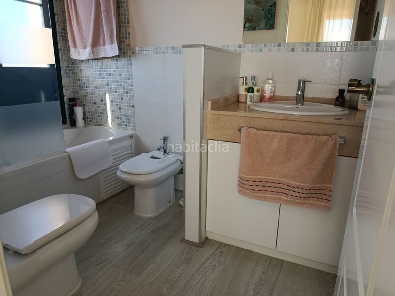 Foto de9ce403-6c76-49d7-a7c9-e78f998ba6f7. Casa adossada amb calefacció aparcament piscina a Finestrat