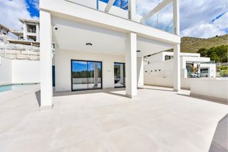 Chalet in Balcón de Finestrat-Terra Marina. Chalet independiente  finestrat balcon de finestrat