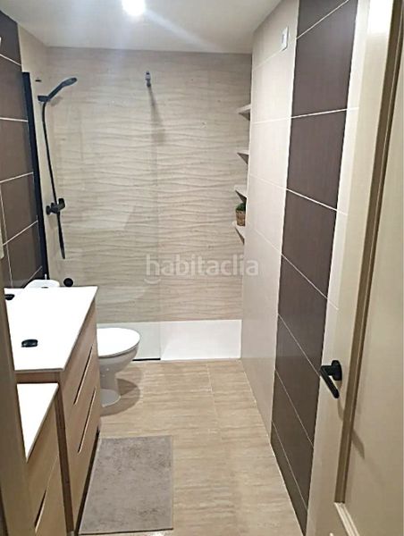 Foto 243427ff-5433-45d2-a52e-b3324c656a54. Apartament amb aparcament piscina a Sierra Helada Benidorm