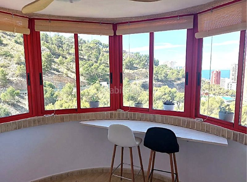 Foto 4b35d99c-fdf7-4bed-8d13-8e42f0b8bdaf. Apartament amb aparcament piscina a Sierra Helada Benidorm