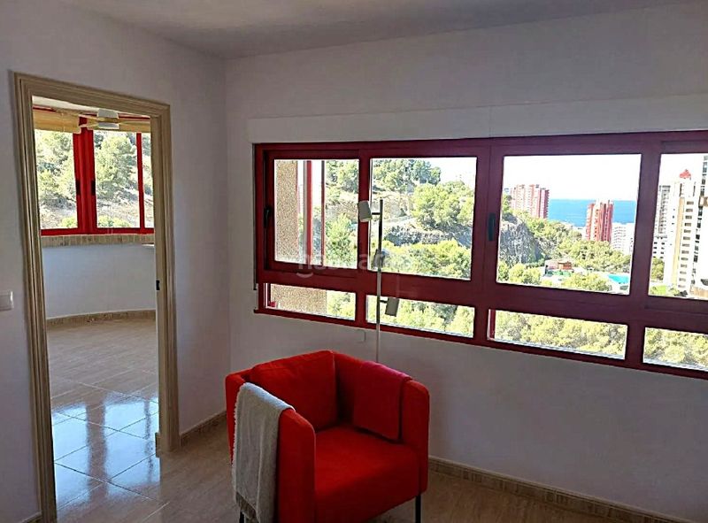 Foto 928431fd-d6c4-408f-b4be-73df948541b1. Apartament amb aparcament piscina a Sierra Helada Benidorm