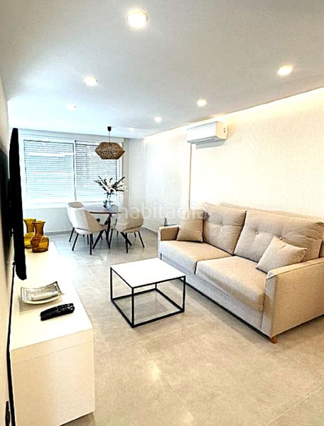 Foto 5c44bba4-830e-4cc9-982b-7d66b54614c9. Apartament amb piscina a Sierra Helada Benidorm