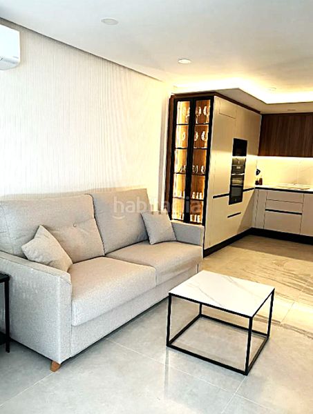 Foto ee147cd5-8d9f-4737-af79-fe8685e30a7c. Apartament amb piscina a Sierra Helada Benidorm