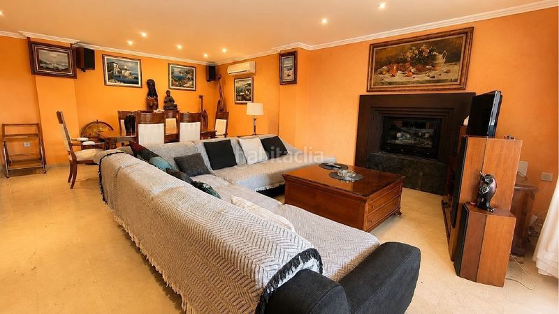 Foto 29dd4688-e443-4b0b-840b-54d5f61e58e7. Casa amb aparcament piscina a Playa Poniente Benidorm