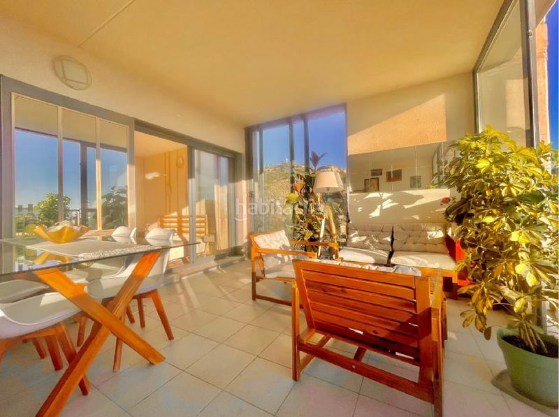Foto a9eb1eca-7d93-4fa4-aac4-d1e469100982. Àtic amb calefacció aparcament piscina a Sierra Helada Benidorm