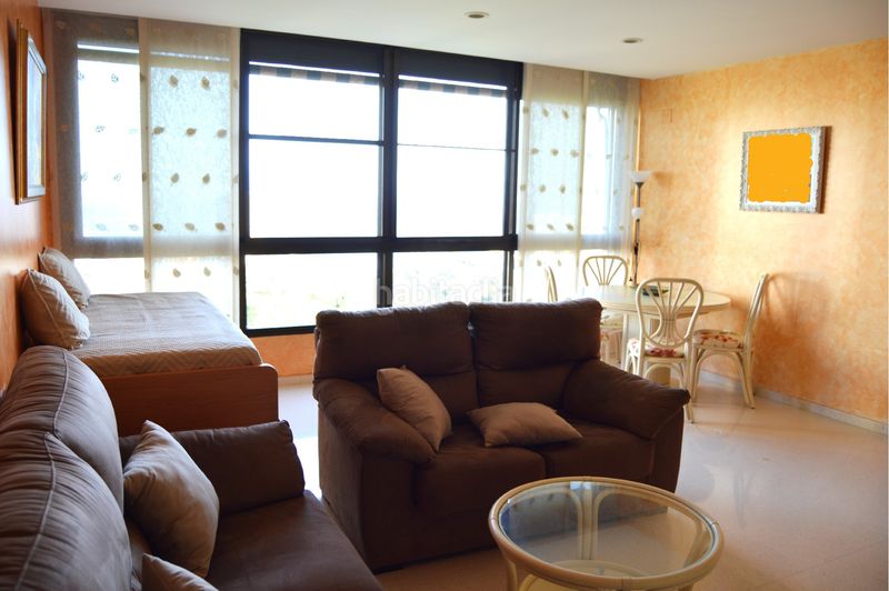 Foto 6cabb949-9ba4-43db-a393-01fda674f9e4. Apartament amb calefacció aparcament piscina a Playa Poniente Benidorm