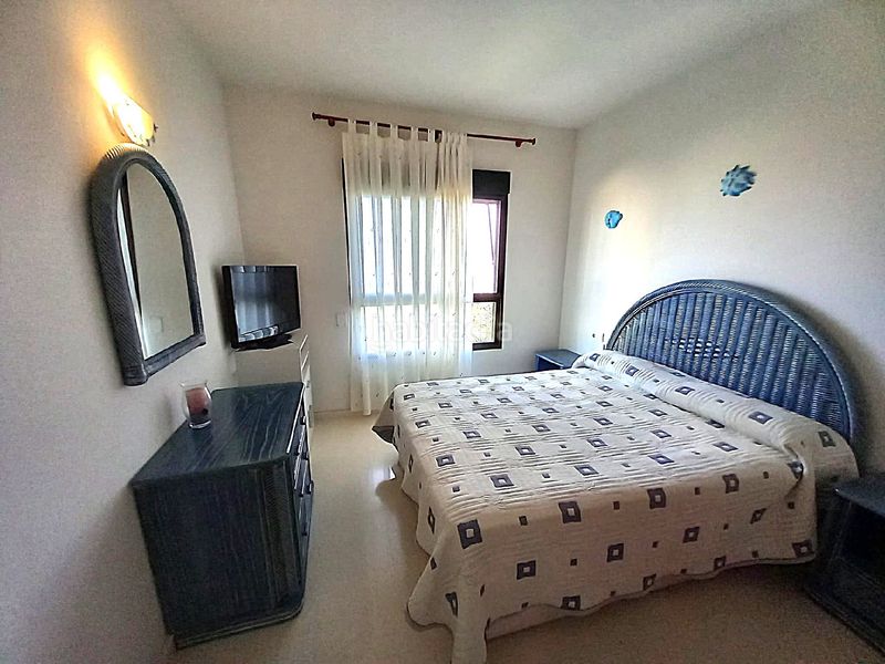 Foto e3c165ea-1168-411d-ad30-151a33ffeddc. Apartament amb calefacció aparcament piscina a Playa Poniente Benidorm