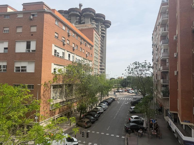 Foto defcf9ad-c7dc-430d-8455-b2a237653a7f. Pis amb calefacció a Prosperidad Madrid